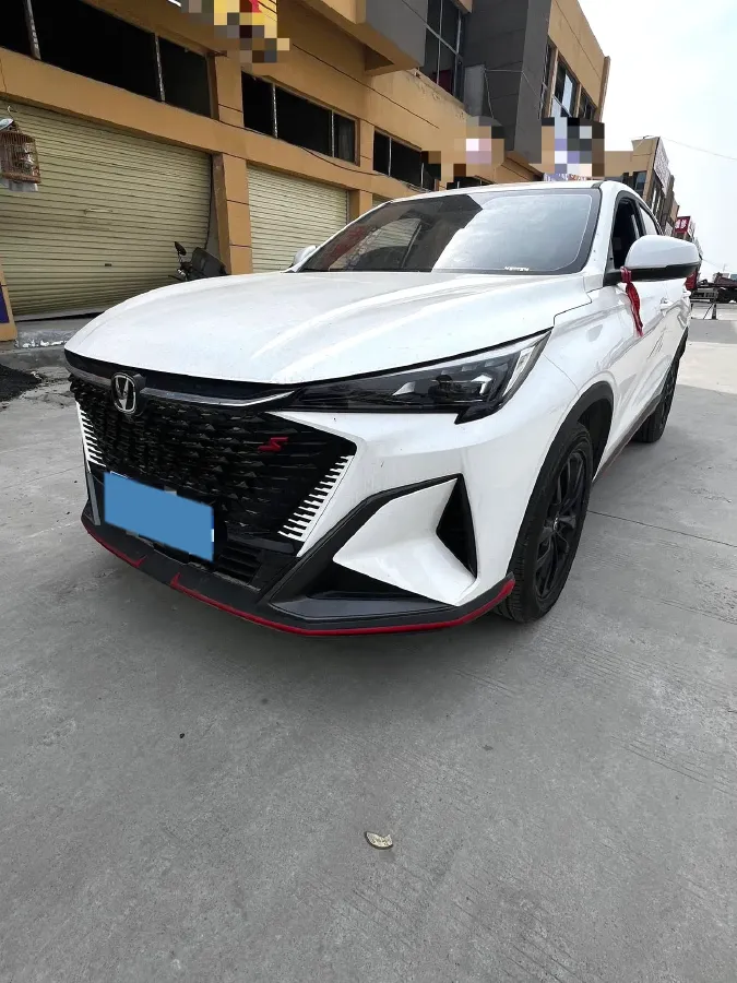2025 ChangAn X5 PLUS 1.5T 188HP L4 7DCT,autocango,china used car exporter,china ev exporter,chinese used car exporter,chinese used ev exporter