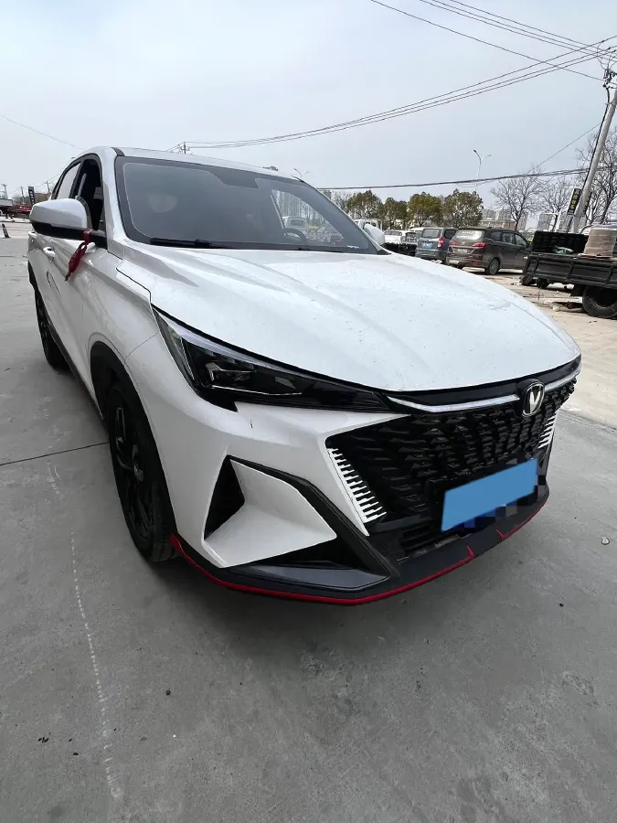 2025 ChangAn X5 PLUS 1.5T 188HP L4 7DCT,autocango,china used car exporter,china ev exporter,chinese used car exporter,chinese used ev exporter
