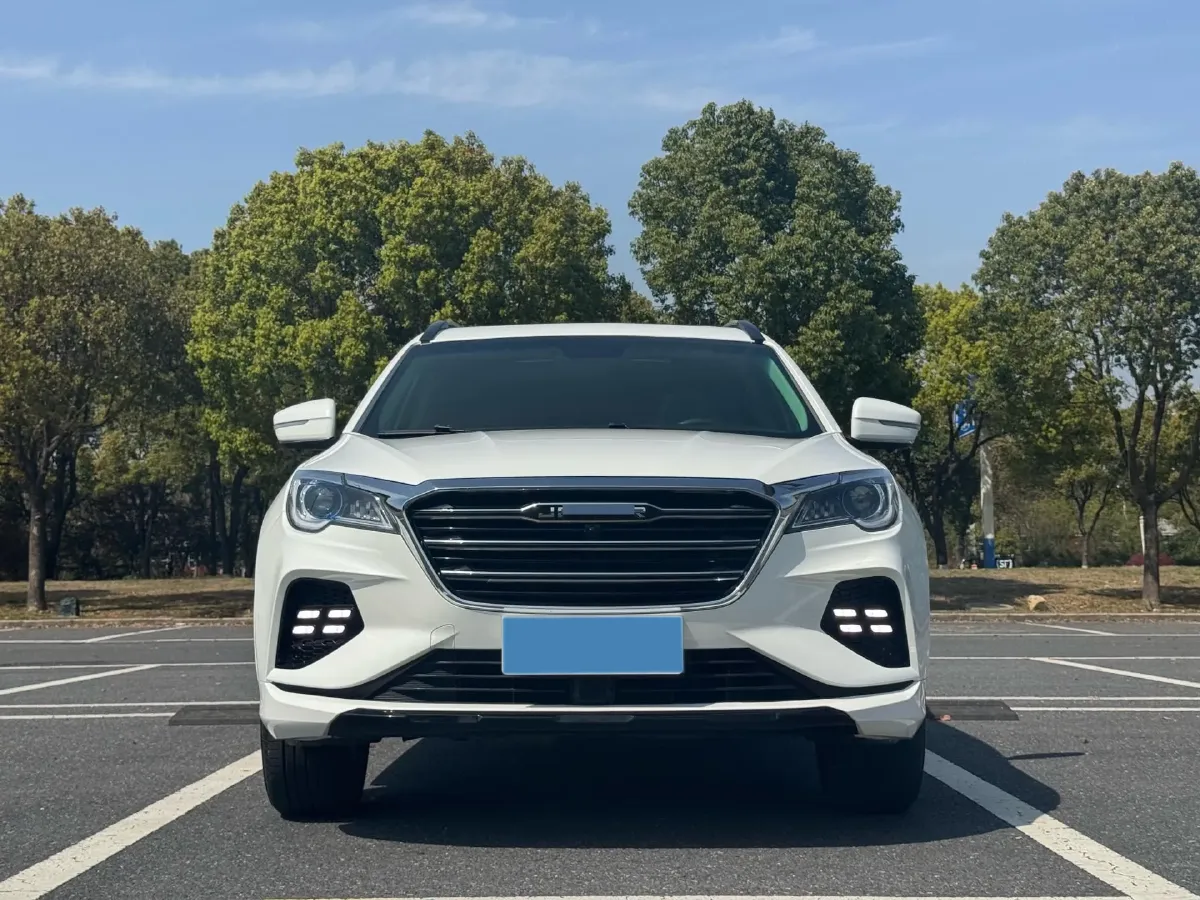 2020 Jetour X70 1.5T 156HP L4 6DCT,autocango,china used car exporter,china ev exporter,chinese used car exporter,chinese used ev exporter