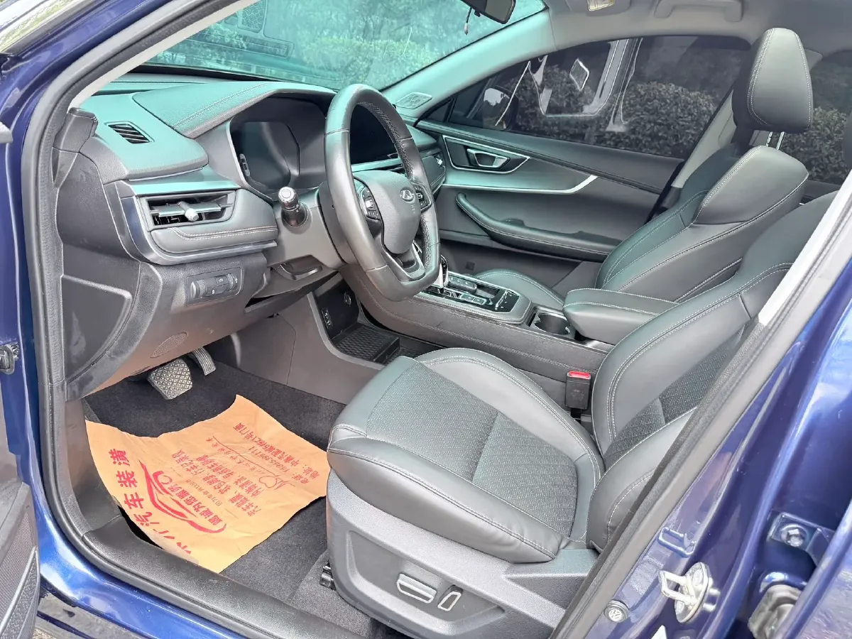 2021 Chery Tiggo 8 Plus 1.6T 197HP L4 7DCT,autocango,china used car exporter,china ev exporter,chinese used car exporter,chinese used ev exporter