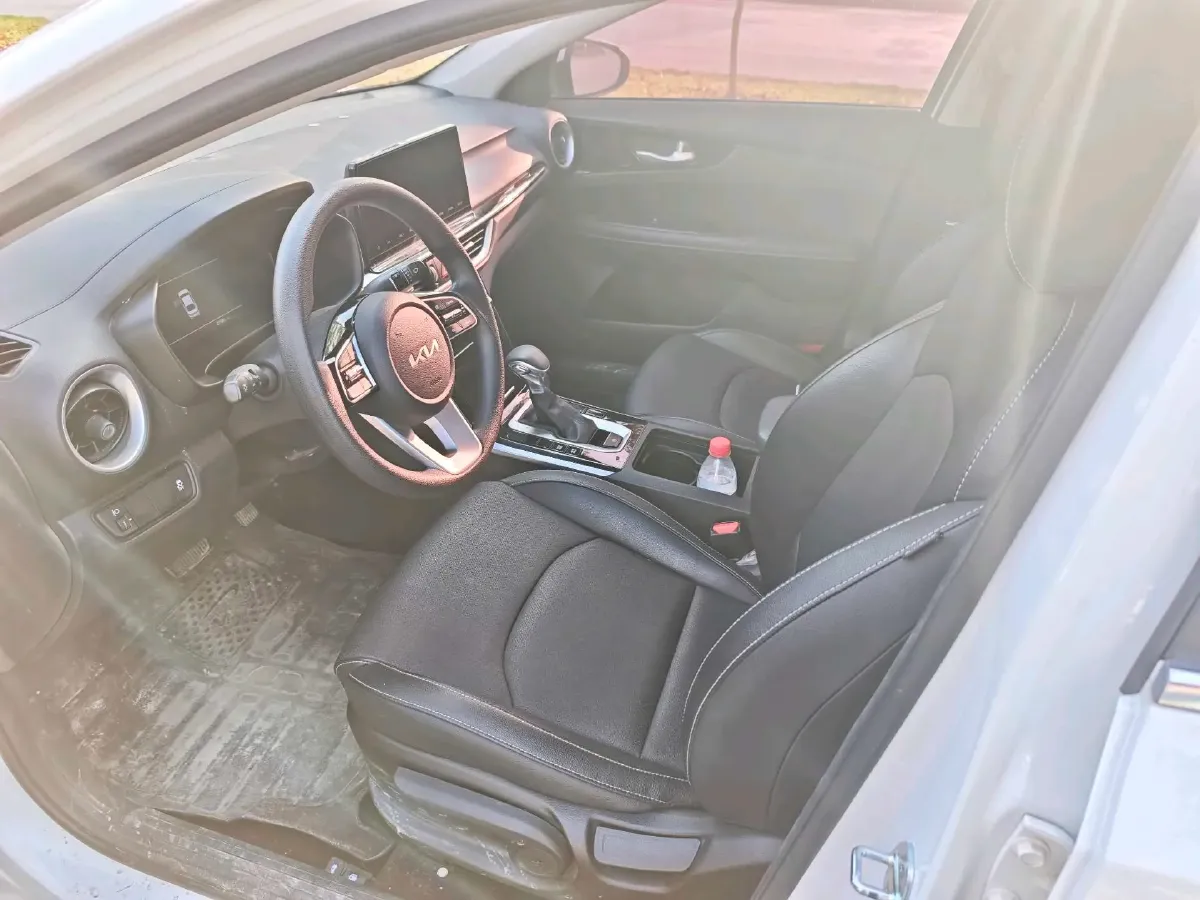 2021 Kia K3 1.5L 115HP L4 CVT,autocango,china used car exporter,china ev exporter,chinese used car exporter,chinese used ev exporter