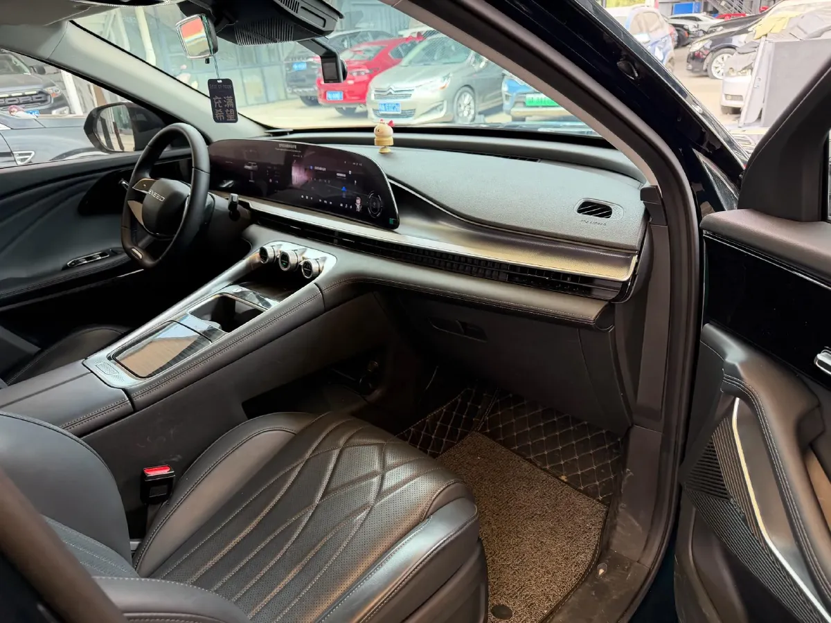 2025 Exceed RX C-DM 1.5T 156HP L4 3DHT PHEV 18.67KWH,autocango,china used car exporter,china ev exporter,chinese used car exporter,chinese used ev exporter