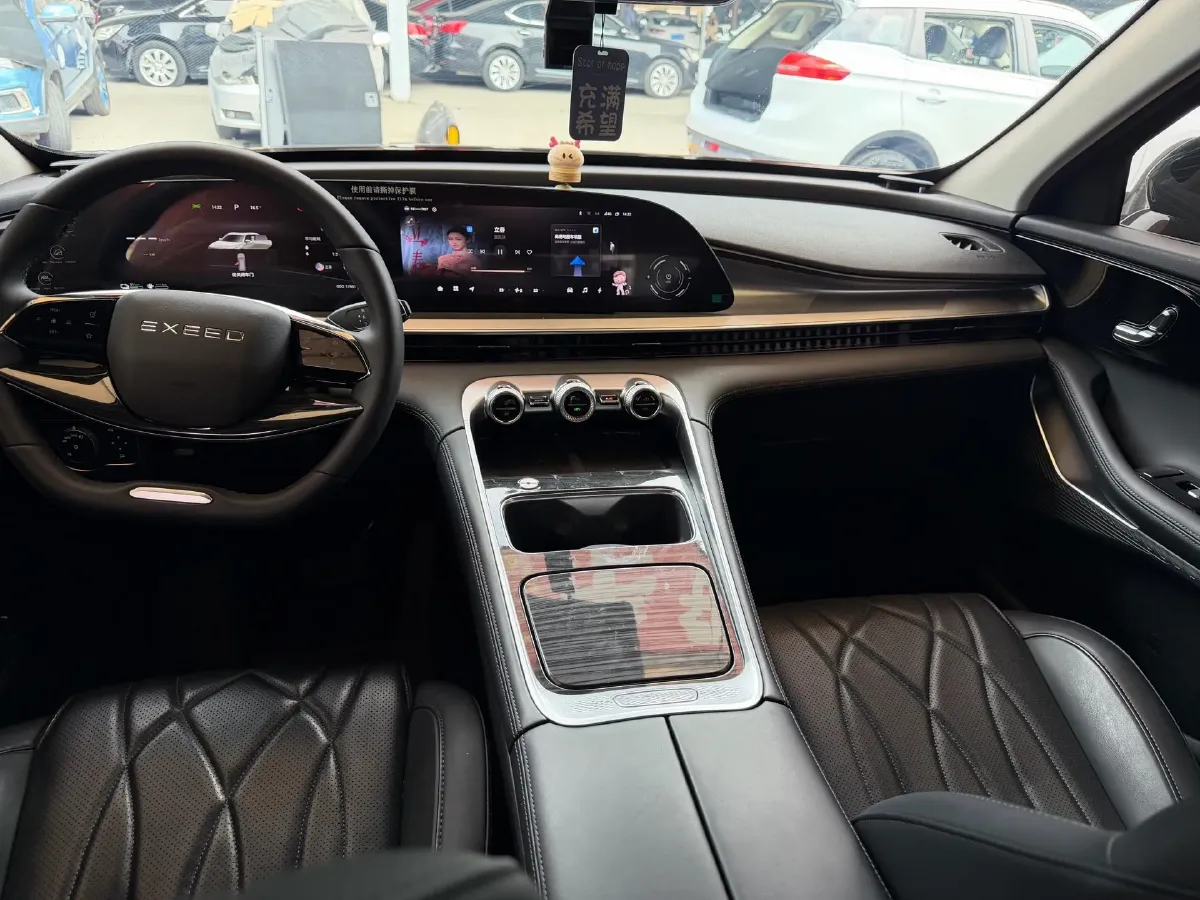 2025 Exceed RX C-DM 1.5T 156HP L4 3DHT PHEV 18.67KWH,autocango,china used car exporter,china ev exporter,chinese used car exporter,chinese used ev exporter