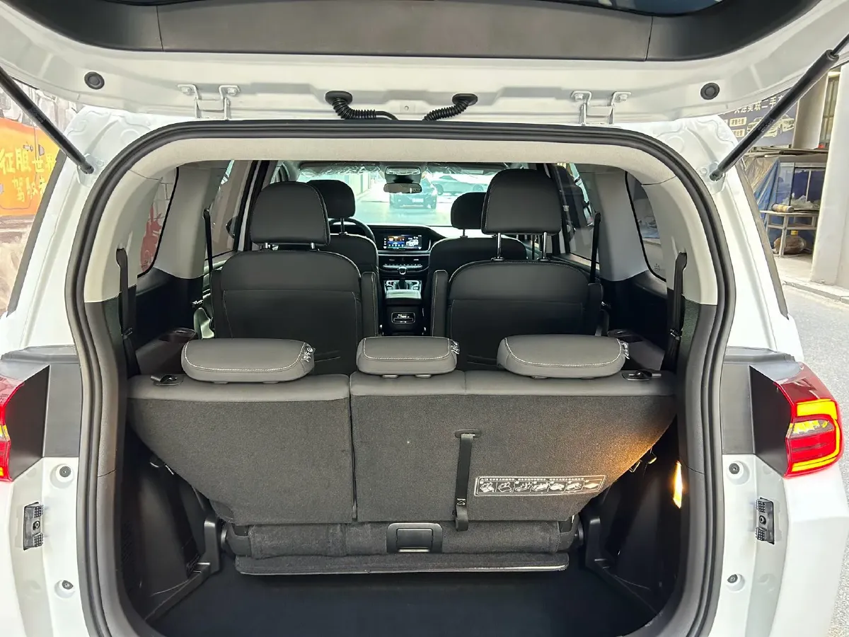 2021 GAC Trumpchi M6 1.5T 169HP L4 7DCT,autocango,china used car exporter,china ev exporter,chinese used car exporter,chinese used ev exporter