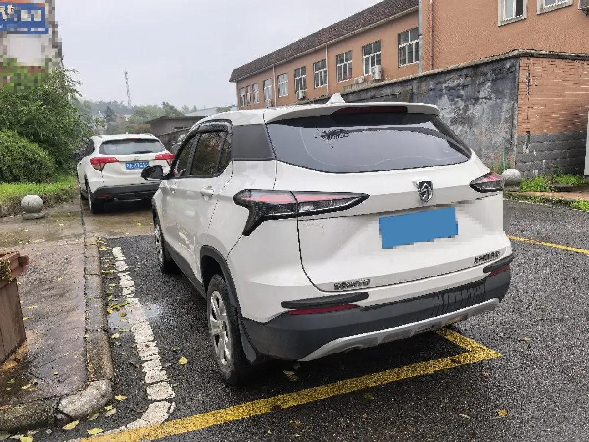 2019 BaoJun 510 1.5L 112HP L4 6MT,autocango,china used car exporter,china ev exporter,chinese used car exporter,chinese used ev exporter
