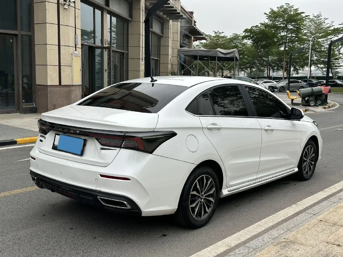 2021 Chery Arrizo 5 Plus 1.5L 116HP L4 5MT,autocango,china used car exporter,china ev exporter,chinese used car exporter,chinese used ev exporter