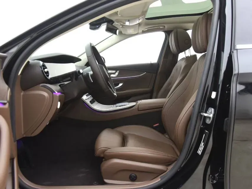 2022 Mercedes-Benz GLC Class 2.0T 258HP L4 9AT,autocango,china used car exporter,china ev exporter,chinese used car exporter,chinese used ev exporter