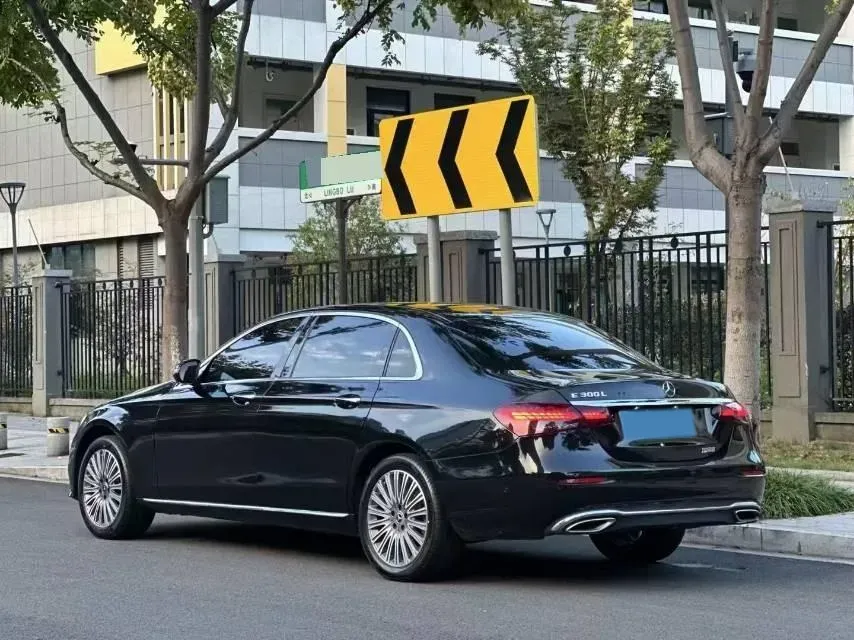 2022 Mercedes-Benz GLC Class 2.0T 258HP L4 9AT,autocango,china used car exporter,china ev exporter,chinese used car exporter,chinese used ev exporter