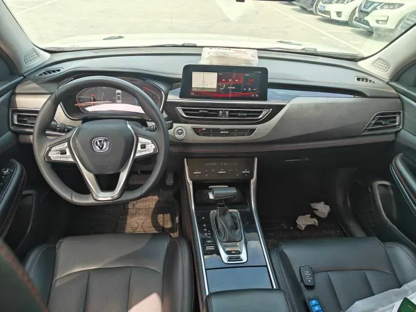 2021 ChangAn CS75 1.5T 178HP L4 7DCT,autocango,china used car exporter,china ev exporter,chinese used car exporter,chinese used ev exporter