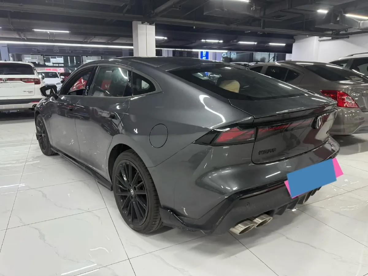 2024 ChangAn UNI-V 2.0T 233HP L4 8AT,autocango,china used car exporter,china ev exporter,chinese used car exporter,chinese used ev exporter