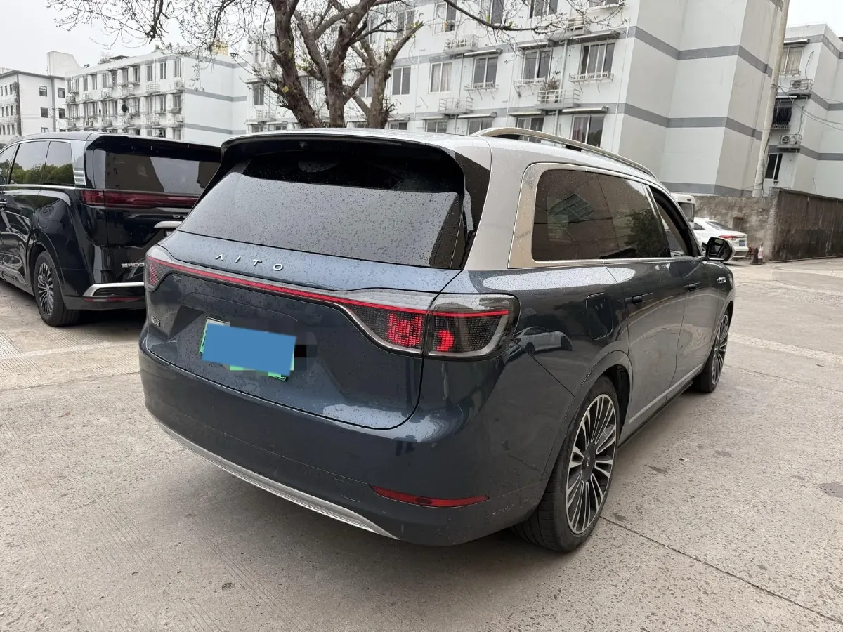 2024 AITO AITO M9 1.5T 152HP L4 REEV 42KWH,autocango,china used car exporter,china ev exporter,chinese used car exporter,chinese used ev exporter