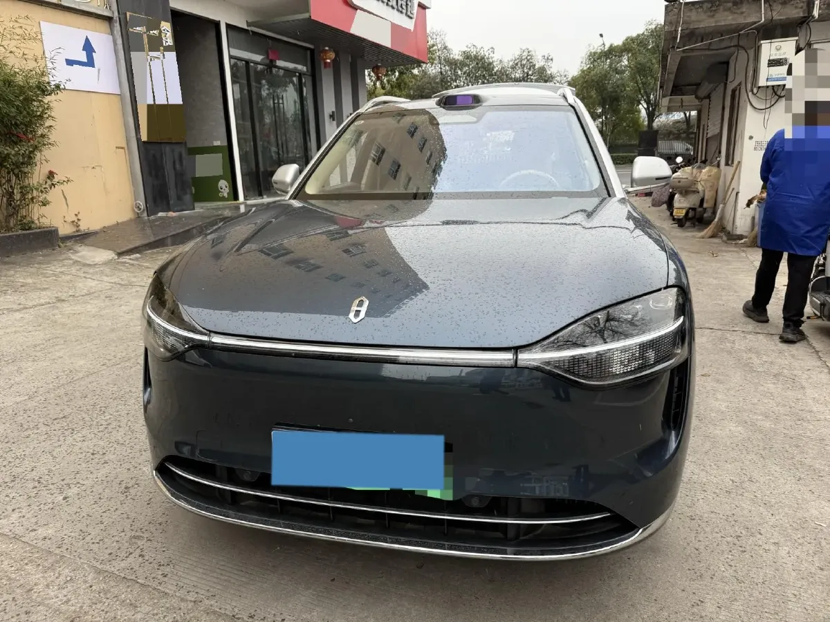 2024 AITO AITO M9 1.5T 152HP L4 REEV 42KWH,autocango,china used car exporter,china ev exporter,chinese used car exporter,chinese used ev exporter