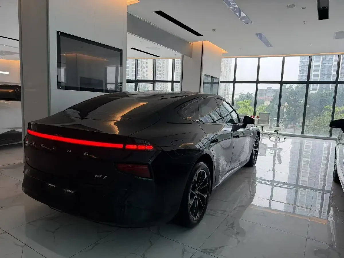 2021 Xpeng P7 BEV 60.2KWH,autocango,china used car exporter,china ev exporter,chinese used car exporter,chinese used ev exporter