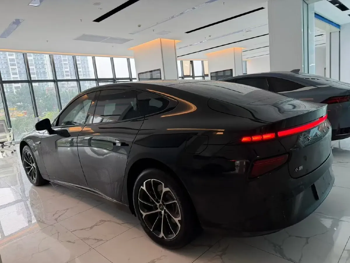 2021 Xpeng P7 BEV 60.2KWH,autocango,china used car exporter,china ev exporter,chinese used car exporter,chinese used ev exporter