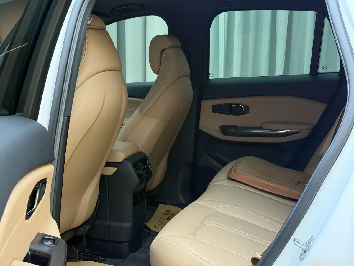 2020 Lexus NX 2.5L 155HP L4 E-CVT Hybrid,autocango,china used car exporter,china ev exporter,chinese used car exporter,chinese used ev exporter