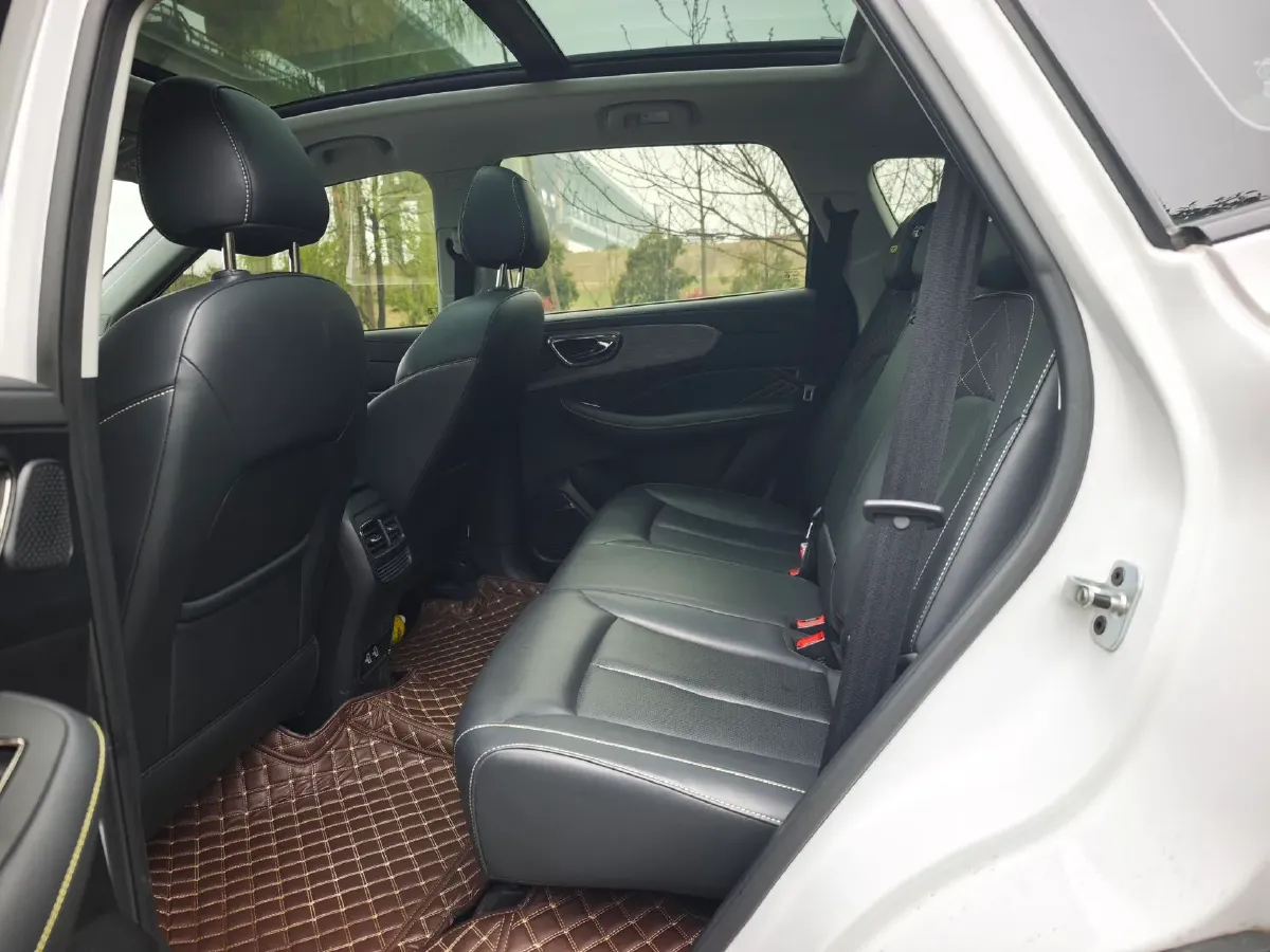 2021 Roewe RX5 1.5T 181HP L4 7DCT,autocango,china used car exporter,china ev exporter,chinese used car exporter,chinese used ev exporter