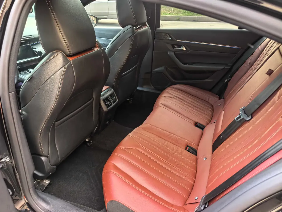 2022 Peugeot 508 1.8T 211HP L4 8AT,autocango,china used car exporter,china ev exporter,chinese used car exporter,chinese used ev exporter