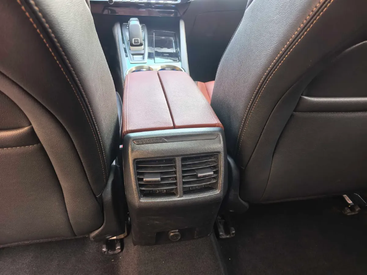 2022 Peugeot 508 1.8T 211HP L4 8AT,autocango,china used car exporter,china ev exporter,chinese used car exporter,chinese used ev exporter