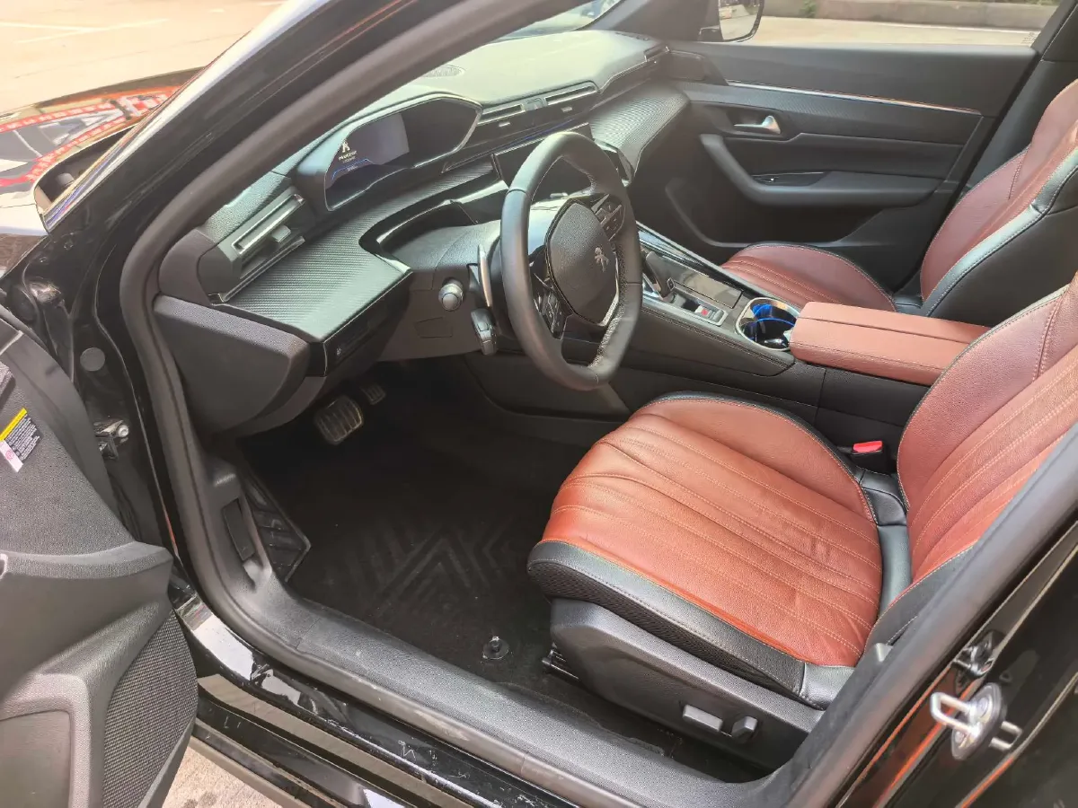 2022 Peugeot 508 1.8T 211HP L4 8AT,autocango,china used car exporter,china ev exporter,chinese used car exporter,chinese used ev exporter