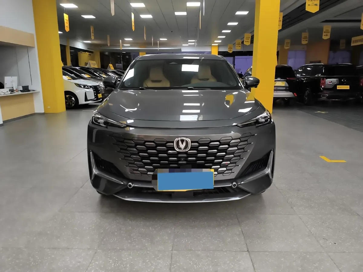 2021 ChangAn UNI-K 2.0T 233HP L4 8AT,autocango,china used car exporter,china ev exporter,chinese used car exporter,chinese used ev exporter