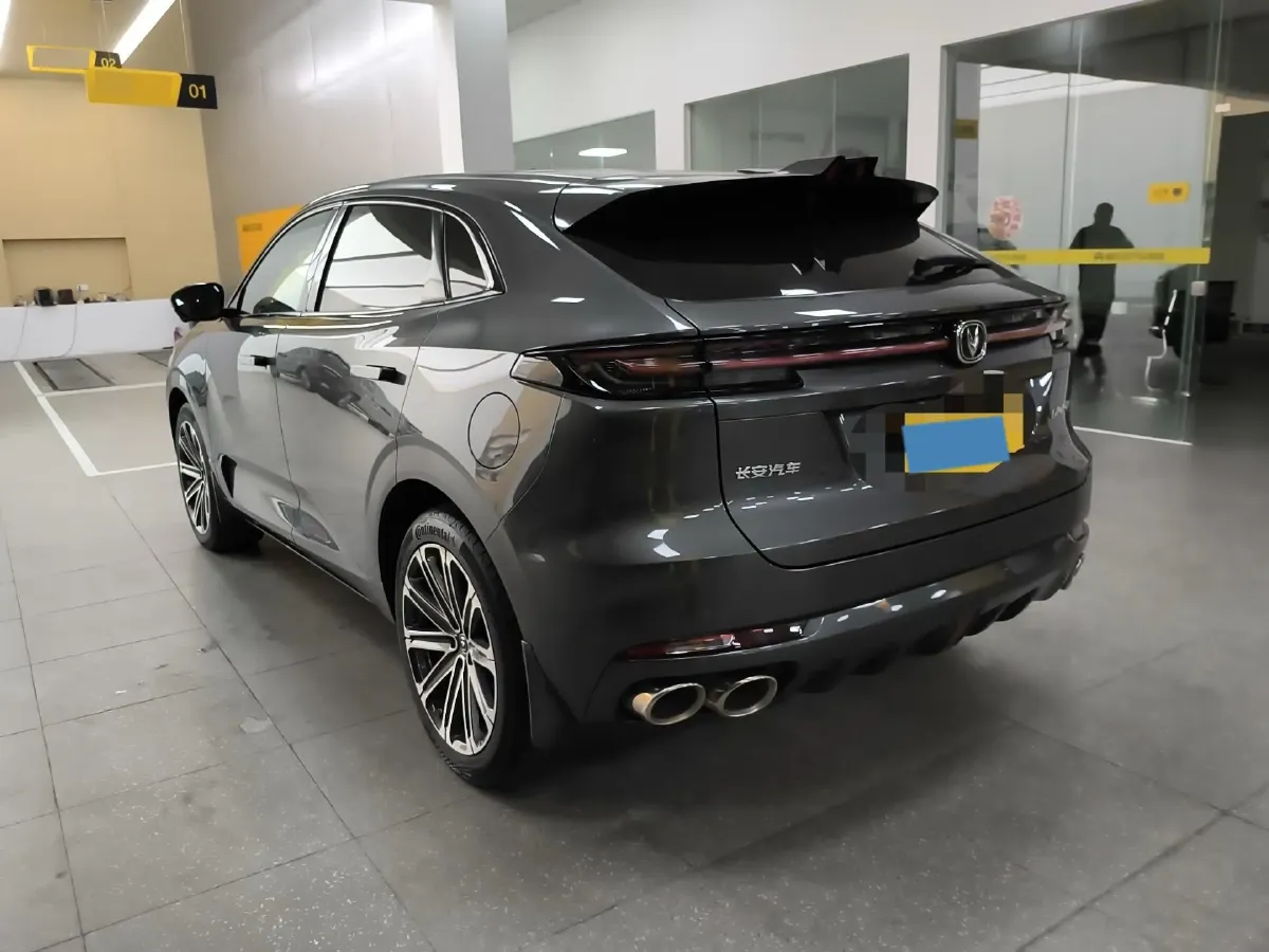 2021 ChangAn UNI-K 2.0T 233HP L4 8AT,autocango,china used car exporter,china ev exporter,chinese used car exporter,chinese used ev exporter