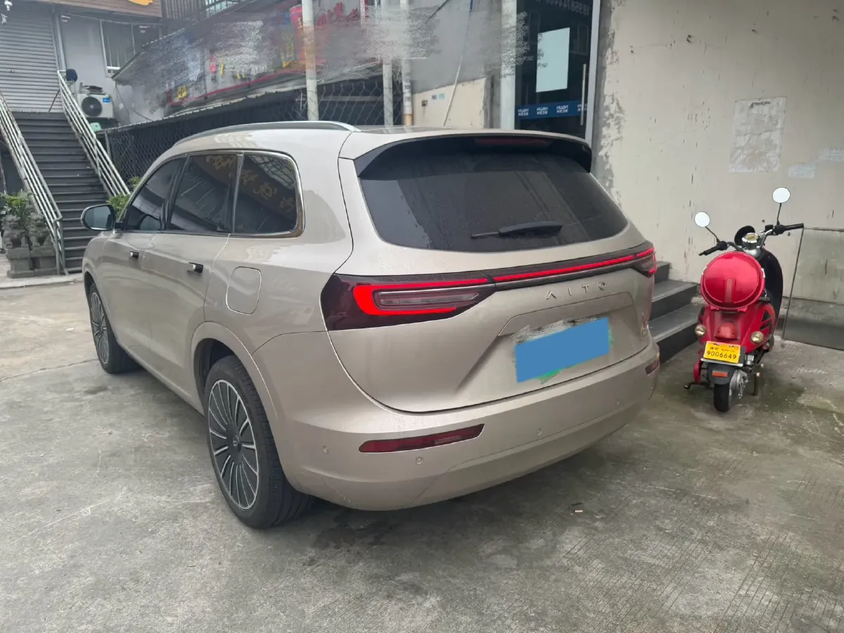 2022 AITO AITO M7 Range Extended 125HP REEV 40KWH,autocango,china used car exporter,china ev exporter,chinese used car exporter,chinese used ev exporter