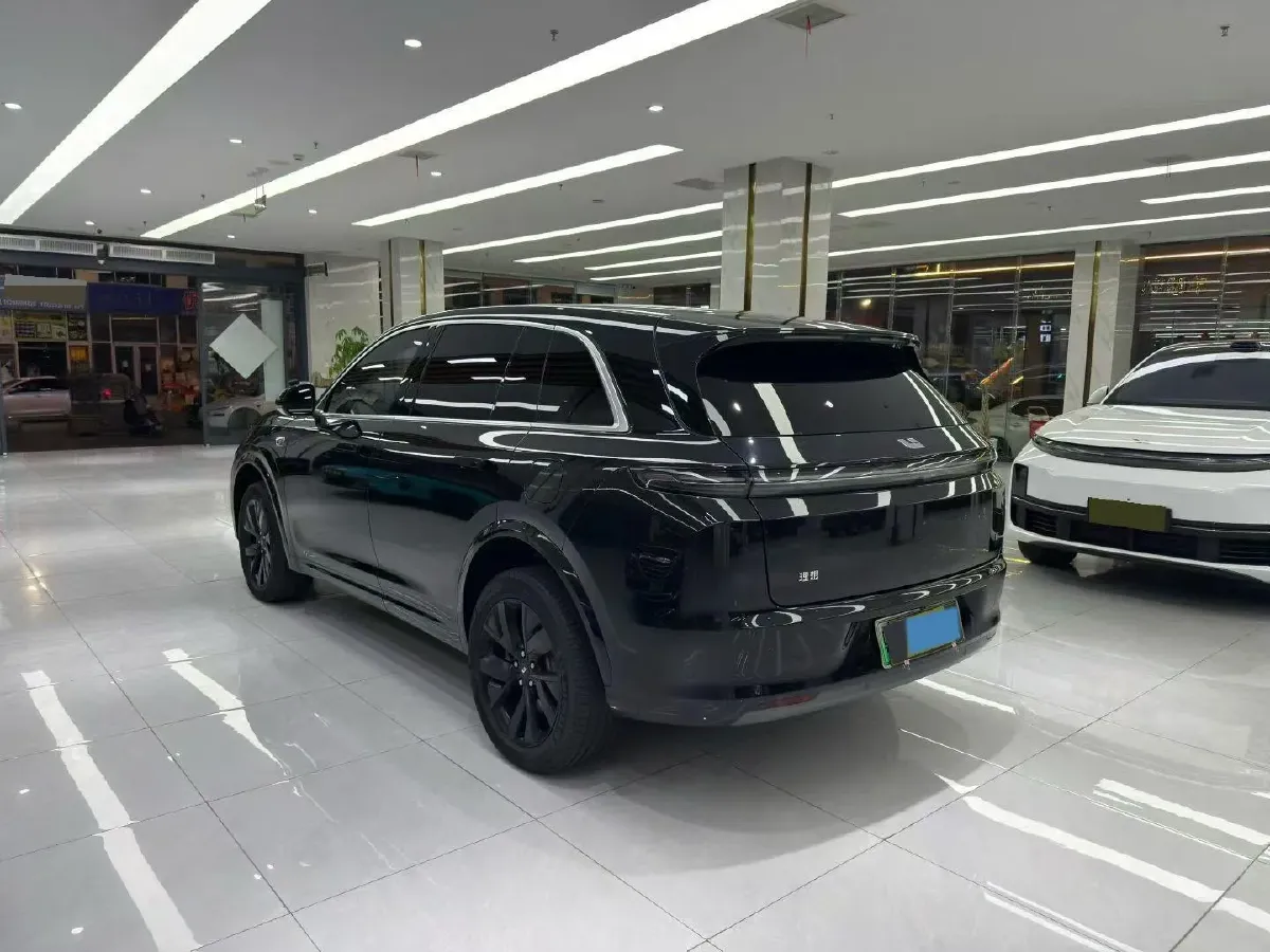 2023 Li L7 Range Extended 154HP REEV 40.9KWH,autocango,china used car exporter,china ev exporter,chinese used car exporter,chinese used ev exporter