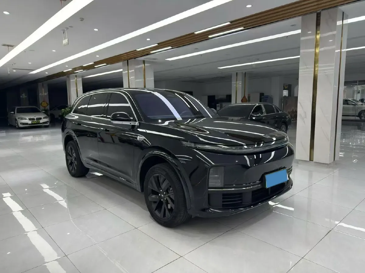 2023 Li L7 Range Extended 154HP REEV 40.9KWH,autocango,china used car exporter,china ev exporter,chinese used car exporter,chinese used ev exporter