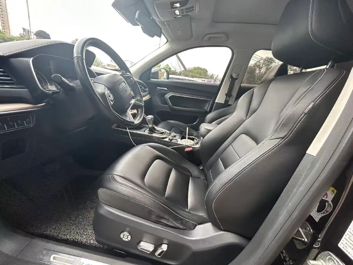 2019 Haval H6 1.5T 169HP L4 7DCT,autocango,china used car exporter,china ev exporter,chinese used car exporter,chinese used ev exporter