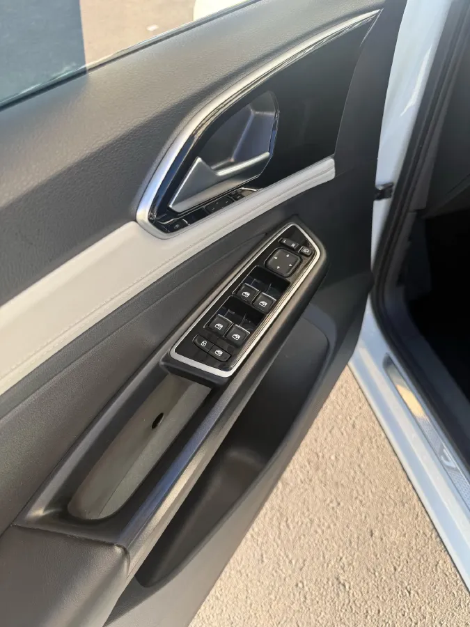 2022 Jetta VS7 1.4T 150HP L4 6AT,autocango,china used car exporter,china ev exporter,chinese used car exporter,chinese used ev exporter