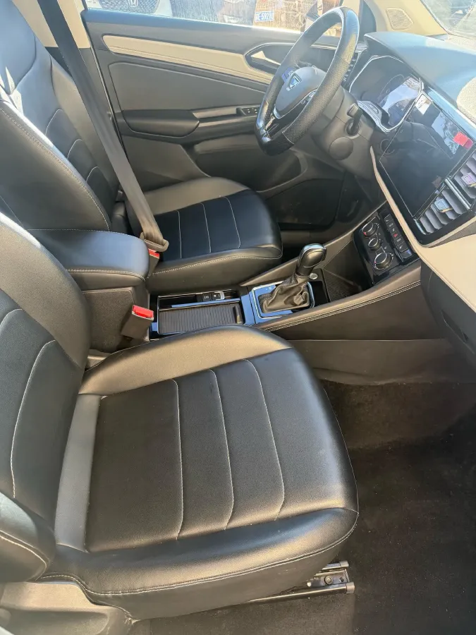 2022 Jetta VS7 1.4T 150HP L4 6AT,autocango,china used car exporter,china ev exporter,chinese used car exporter,chinese used ev exporter