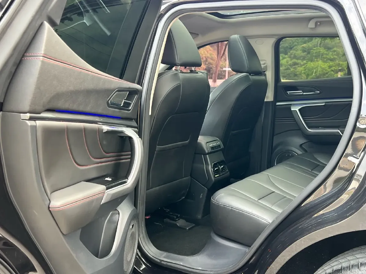 2017 WEY VV5 2.0T 197HP L4 7DCT,autocango,china used car exporter,china ev exporter,chinese used car exporter,chinese used ev exporter