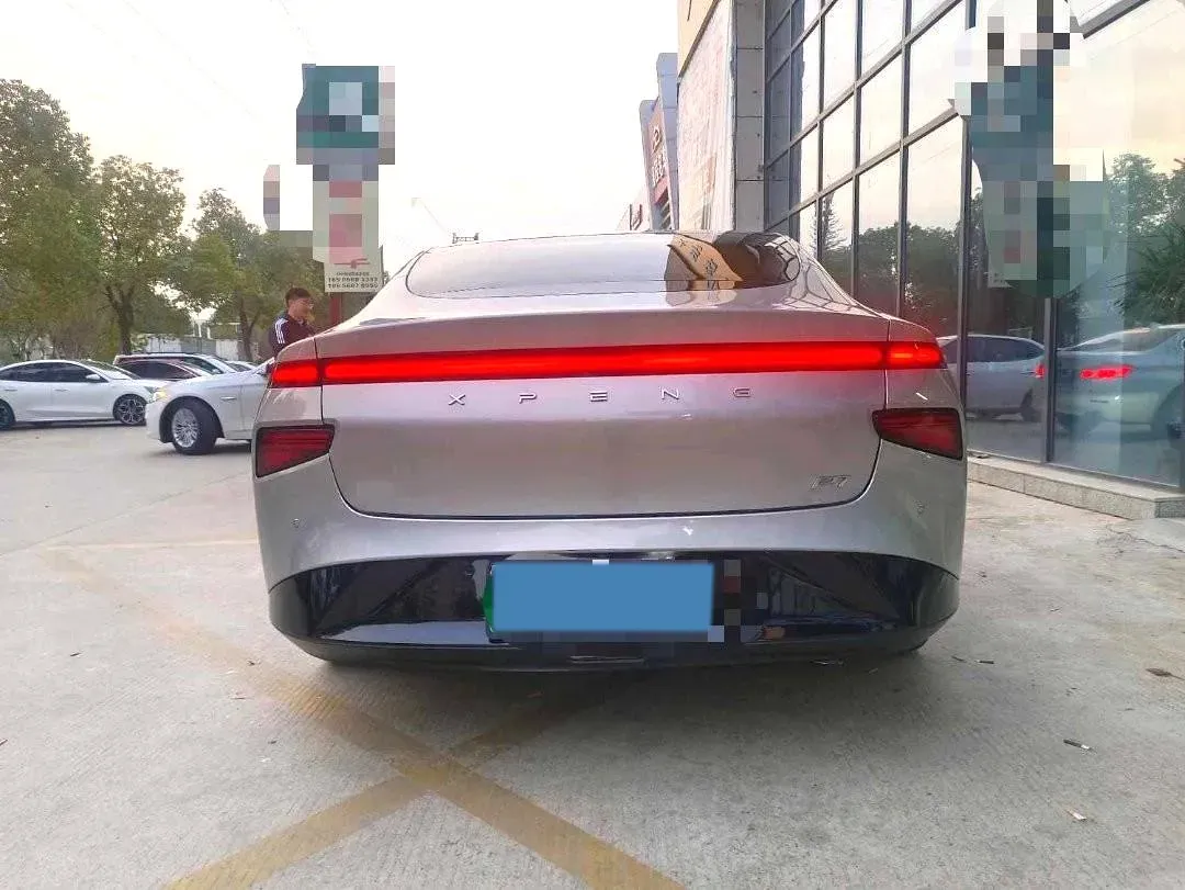 2023 Xpeng P7 BEV 70.8KWH,autocango,china used car exporter,china ev exporter,chinese used car exporter,chinese used ev exporter