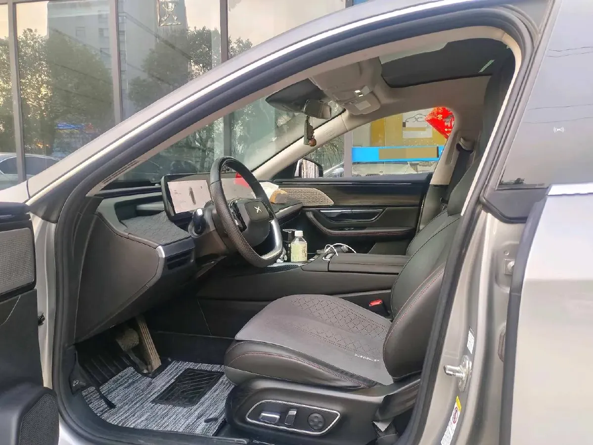 2023 Xpeng P7 BEV 70.8KWH,autocango,china used car exporter,china ev exporter,chinese used car exporter,chinese used ev exporter