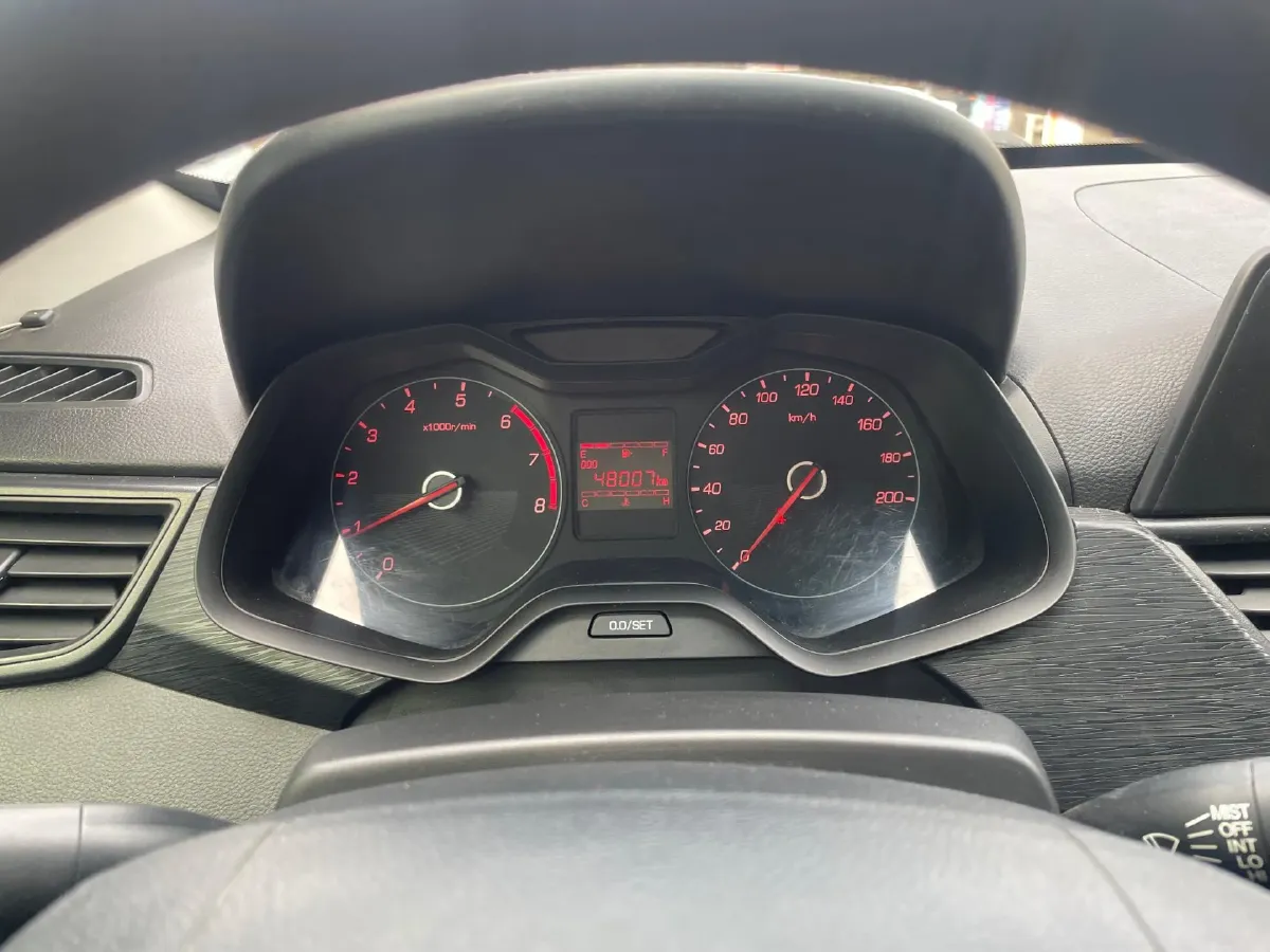 2017 BaoJun 310W 1.2L 82HP L4 6MT,autocango,china used car exporter,china ev exporter,chinese used car exporter,chinese used ev exporter