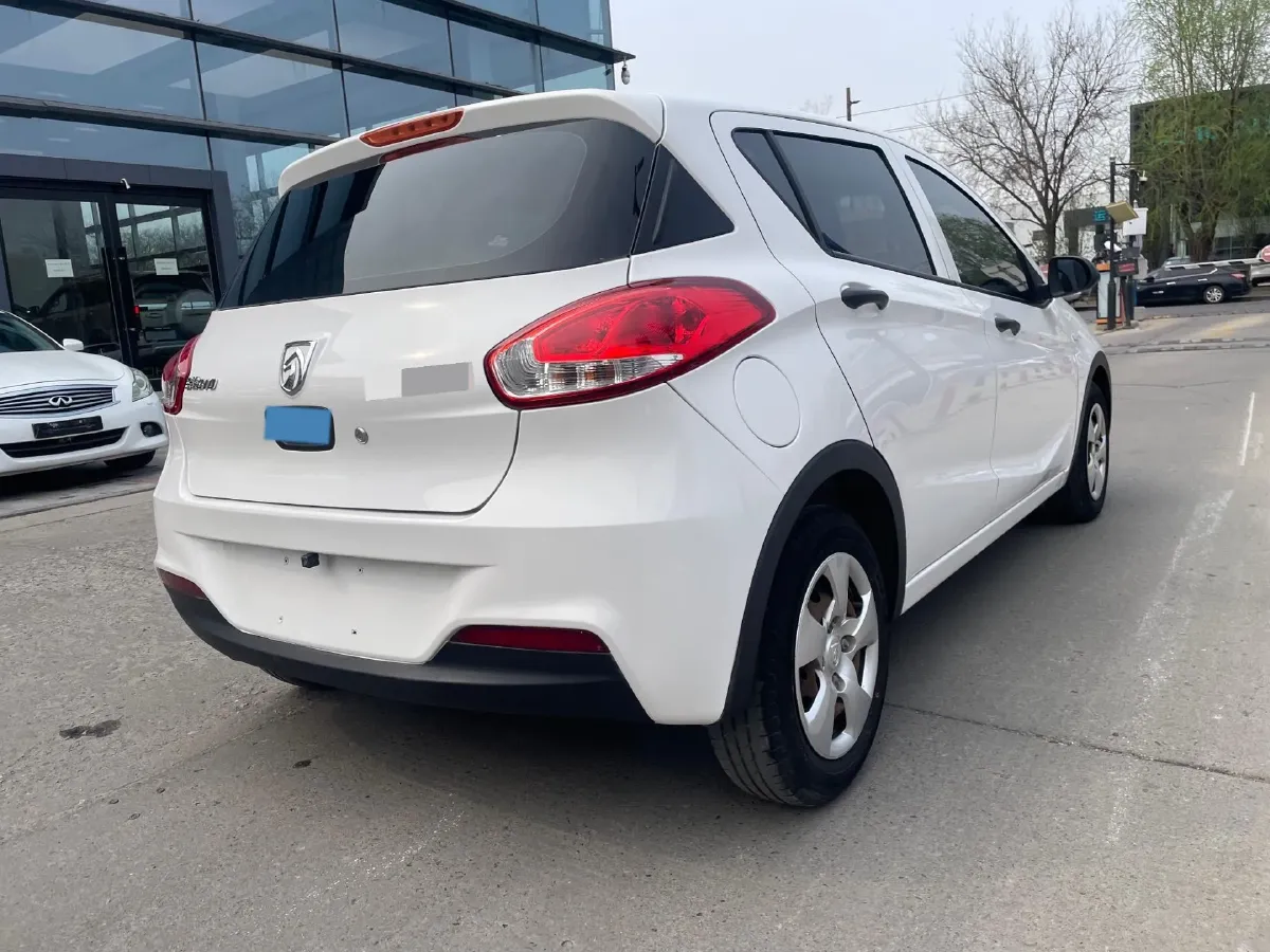 2017 BaoJun 310W 1.2L 82HP L4 6MT,autocango,china used car exporter,china ev exporter,chinese used car exporter,chinese used ev exporter