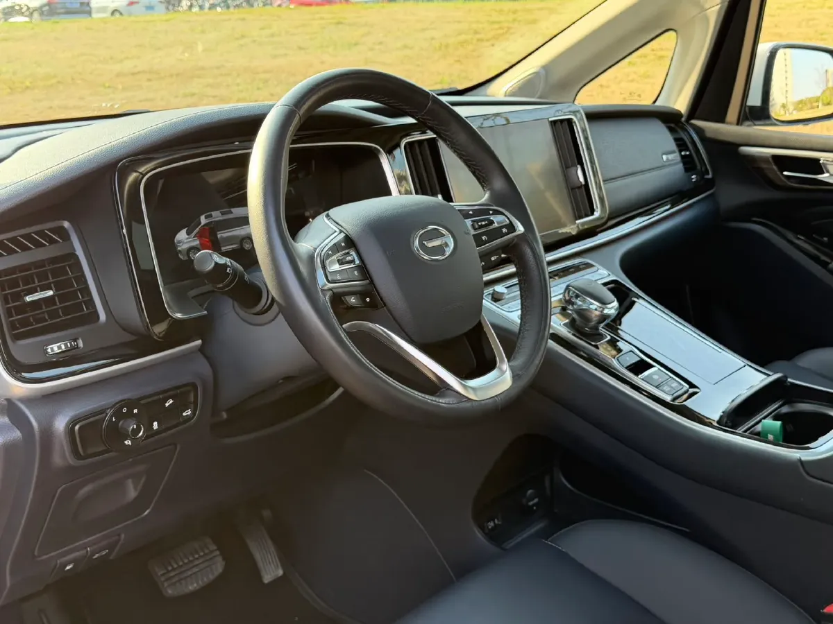 2023 GAC Trumpchi M8 2.0T 252HP L4 8AT,autocango,china used car exporter,china ev exporter,chinese used car exporter,chinese used ev exporter