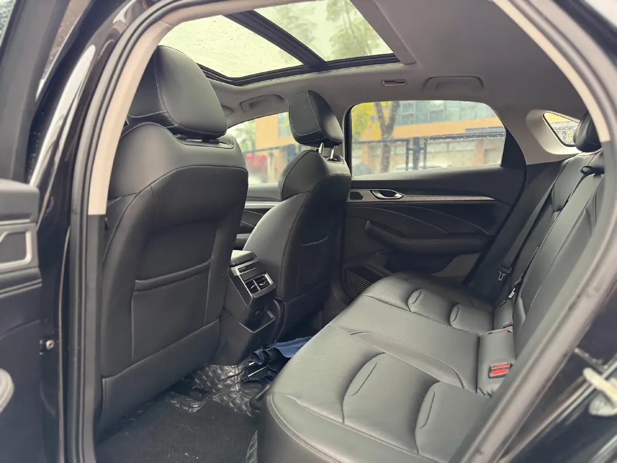 2021 Geely Preface 2.0T 190HP L4 7DCT,autocango,china used car exporter,china ev exporter,chinese used car exporter,chinese used ev exporter