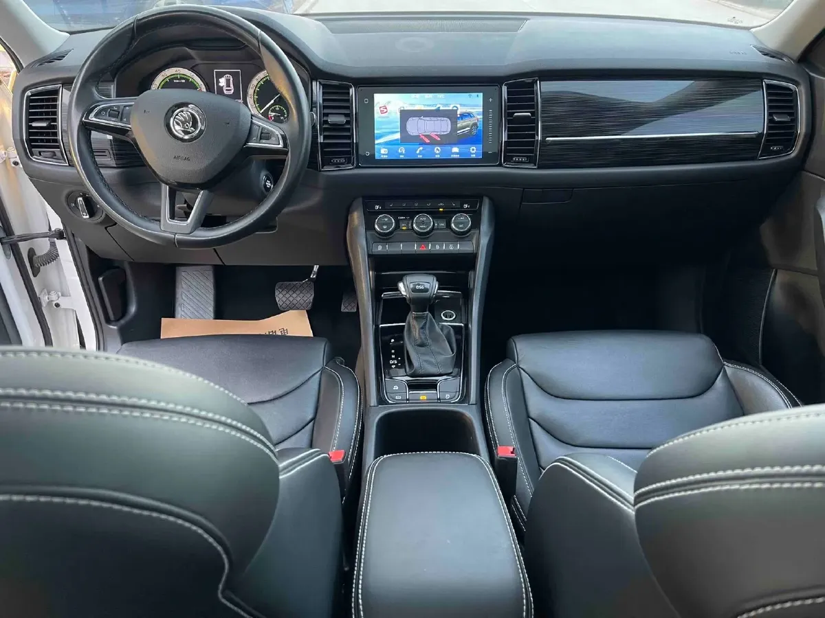 2018 Skoda Kodiak 2.0T 186HP L4 7DCT,autocango,china used car exporter,china ev exporter,chinese used car exporter,chinese used ev exporter