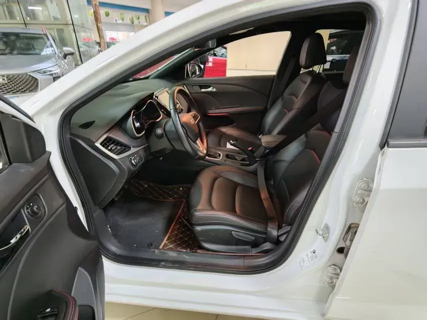 2019 Chevrolet Monza 1.3T 163HP L3 6AT,autocango,china used car exporter,china ev exporter,chinese used car exporter,chinese used ev exporter