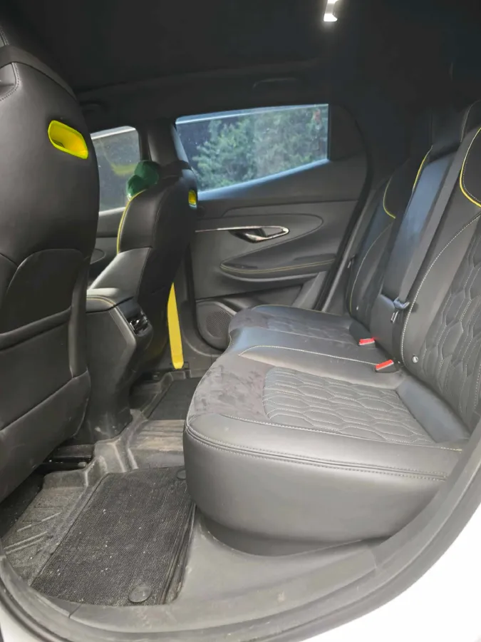 2022 ChangAn UNI-T 1.5T 188HP L4 7DCT,autocango,china used car exporter,china ev exporter,chinese used car exporter,chinese used ev exporter