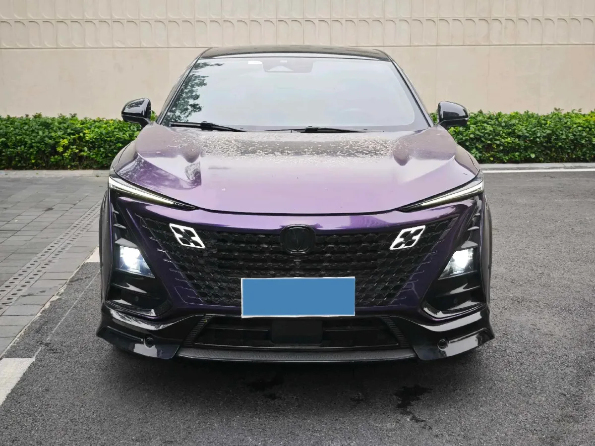 2022 ChangAn UNI-T 1.5T 188HP L4 7DCT,autocango,china used car exporter,china ev exporter,chinese used car exporter,chinese used ev exporter