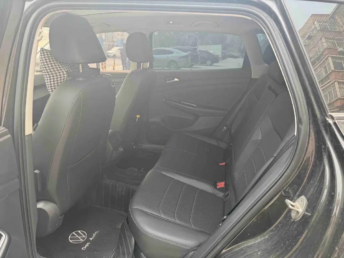 2021 Jetta VS7 1.4T 150HP L4 6AT,autocango,china used car exporter,china ev exporter,chinese used car exporter,chinese used ev exporter