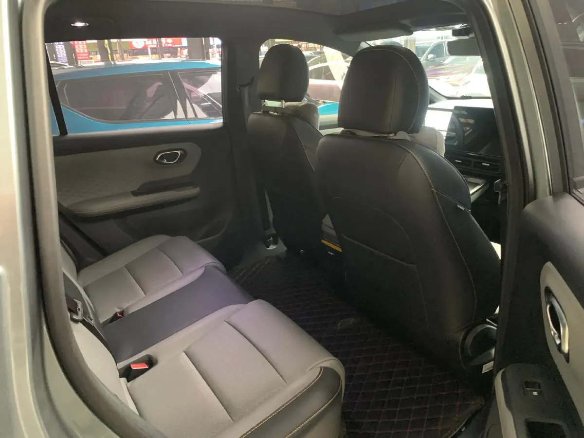 2022 Geely Okavango 1.8T 184HP L4 7DCT,autocango,china used car exporter,china ev exporter,chinese used car exporter,chinese used ev exporter