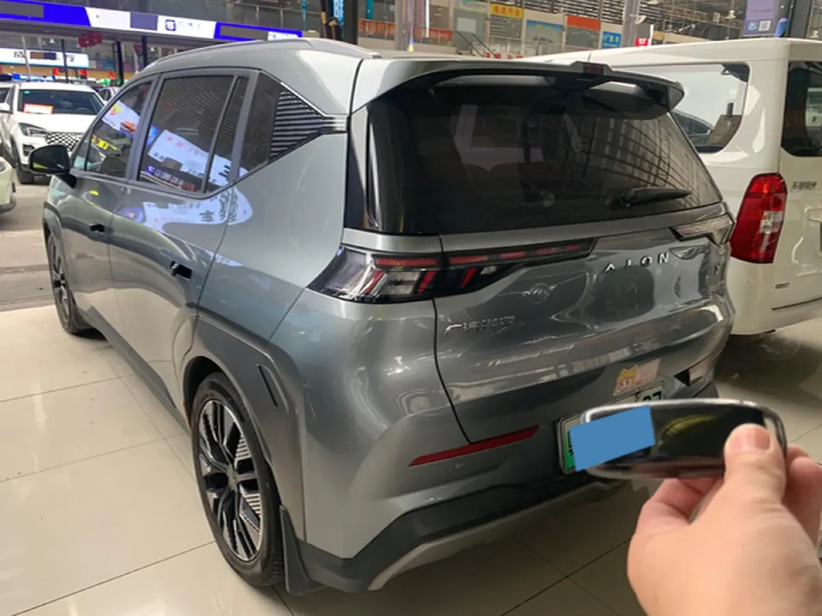 2022 Geely Okavango 1.8T 184HP L4 7DCT,autocango,china used car exporter,china ev exporter,chinese used car exporter,chinese used ev exporter