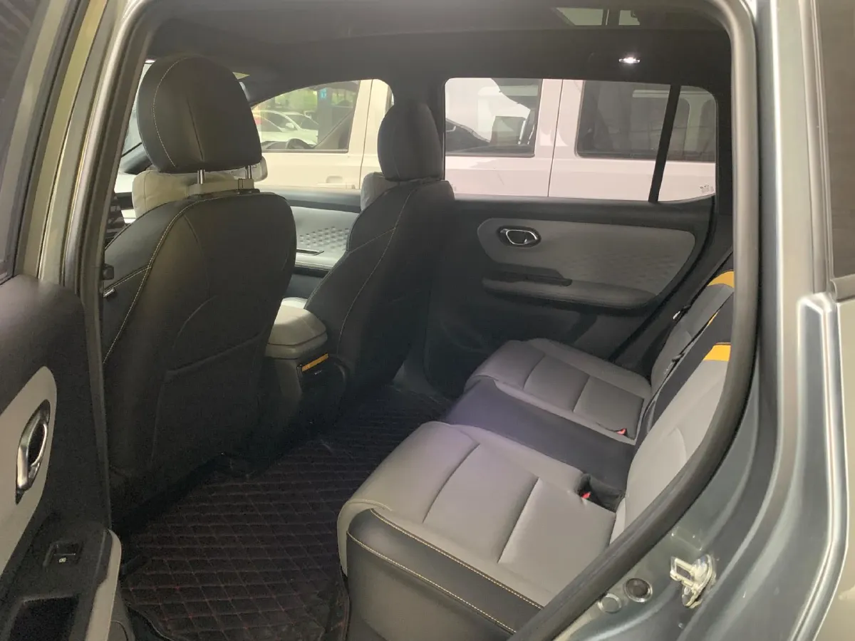 2022 Geely Okavango 1.8T 184HP L4 7DCT,autocango,china used car exporter,china ev exporter,chinese used car exporter,chinese used ev exporter