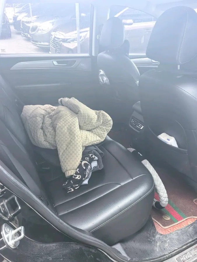 2021 Haval M6 1.5T 150HP L4 7DCT,autocango,china used car exporter,china ev exporter,chinese used car exporter,chinese used ev exporter