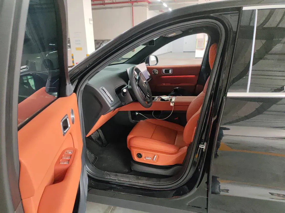 2025 Li L6 Range Extended 154HP L4 REEV,autocango,china used car exporter,china ev exporter,chinese used car exporter,chinese used ev exporter