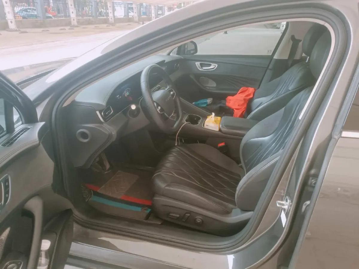 2023 Roewe D7 1.5L 112HP L4 1DHT PHEV 21.4KWH,autocango,china used car exporter,china ev exporter,chinese used car exporter,chinese used ev exporter