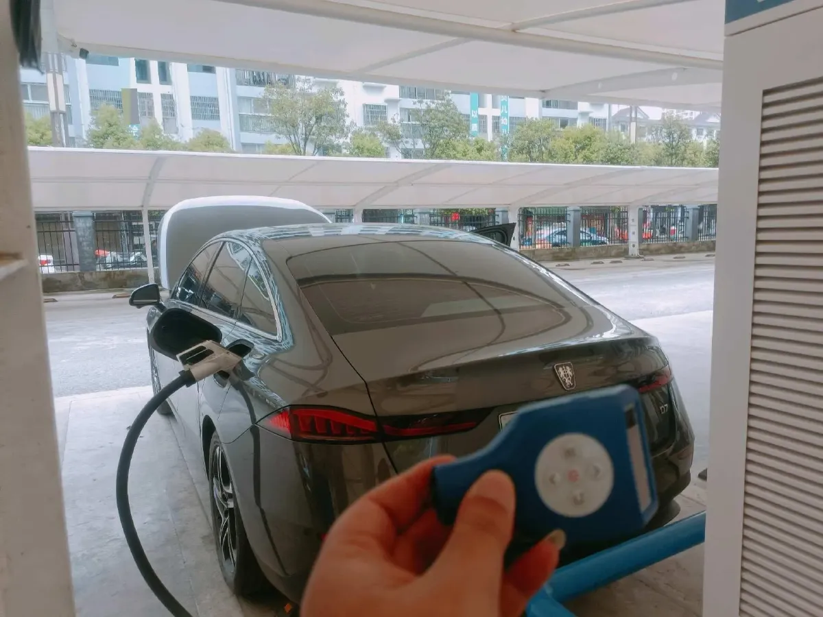 2023 Roewe D7 1.5L 112HP L4 1DHT PHEV 21.4KWH,autocango,china used car exporter,china ev exporter,chinese used car exporter,chinese used ev exporter